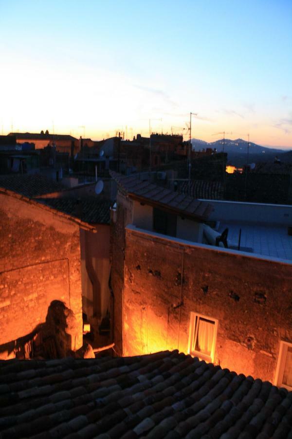 Tivoli Old Town - Casa Nel Quartiere Medioevale Appartement Buitenkant foto